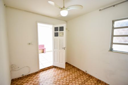 Casa de condomínio à venda com 190m², 4 quartos e 1 vagaQuarto 4 (2º Andar)