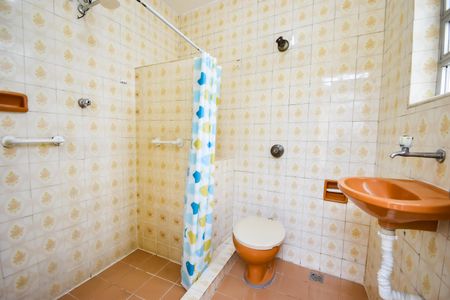 Casa de condomínio à venda com 190m², 4 quartos e 1 vagaBanheiro 2 (2º Andar)