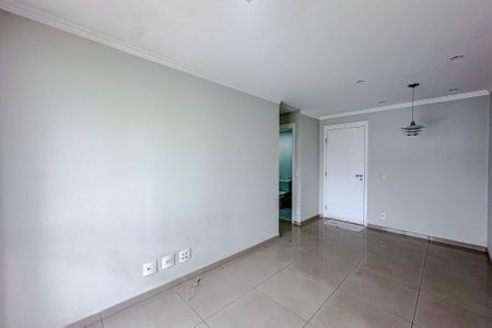 Apartamento para alugar com 66m², 2 quartos e 1 vagaSala