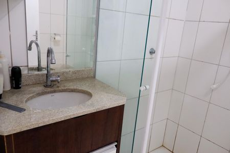 Apartamento à venda com 60m², 2 quartos e sem vaga Apartamento à venda com 60m², 2 quartos e sem vagaBanheiro