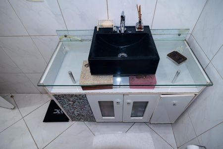 Apartamento à venda com 71m², 2 quartos e 1 vaga Apartamento à venda com 71m², 2 quartos e 1 vagaBanheiro Social