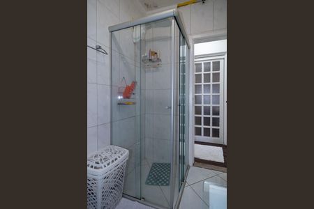 Apartamento à venda com 71m², 2 quartos e 1 vaga Apartamento à venda com 71m², 2 quartos e 1 vagaBanheiro Social