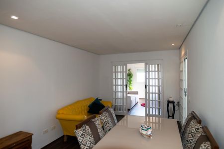 Apartamento à venda com 71m², 2 quartos e 1 vaga Apartamento à venda com 71m², 2 quartos e 1 vagaSala