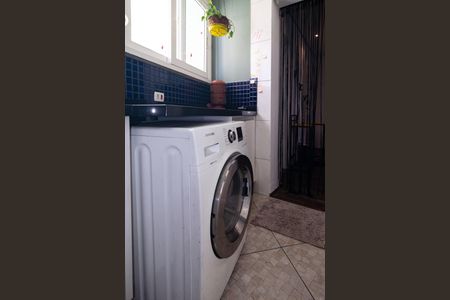 Apartamento à venda com 71m², 2 quartos e 1 vaga Apartamento à venda com 71m², 2 quartos e 1 vagaÁrea de Serviço