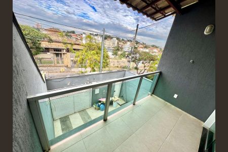 Casa para alugar com 180m², 3 quartos e 2 vagas Casa para alugar com 180m², 3 quartos e 2 vagasVaranda da Sala