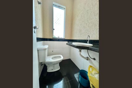 Casa para alugar com 180m², 3 quartos e 2 vagas Casa para alugar com 180m², 3 quartos e 2 vagasLavabo
