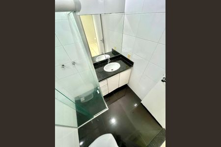 Casa para alugar com 180m², 3 quartos e 2 vagas Casa para alugar com 180m², 3 quartos e 2 vagasBanheiro da Suíte