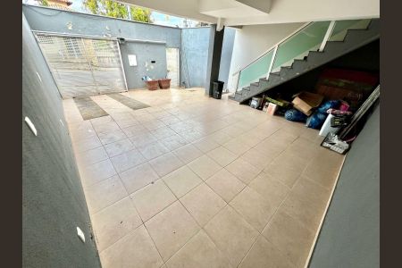 Casa para alugar com 180m², 3 quartos e 2 vagas Casa para alugar com 180m², 3 quartos e 2 vagasGaragem