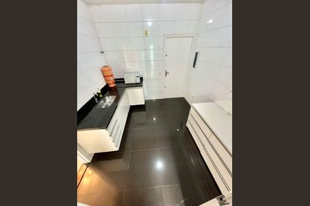 Casa para alugar com 180m², 3 quartos e 2 vagas Casa para alugar com 180m², 3 quartos e 2 vagasCozinha