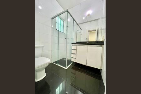 Casa para alugar com 180m², 3 quartos e 2 vagas Casa para alugar com 180m², 3 quartos e 2 vagasBanheiro da Suíte