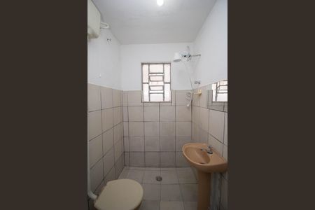Casa para alugar com 55m², 1 quarto e sem vaga Casa para alugar com 55m², 1 quarto e sem vagaBanheiro