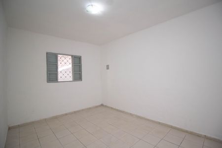 Casa para alugar com 55m², 1 quarto e sem vaga Casa para alugar com 55m², 1 quarto e sem vagaQuarto