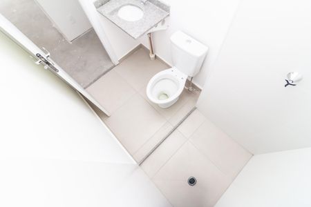 Apartamento à venda com 40m², 2 quartos e sem vaga Apartamento à venda com 40m², 2 quartos e sem vagaBanheiro