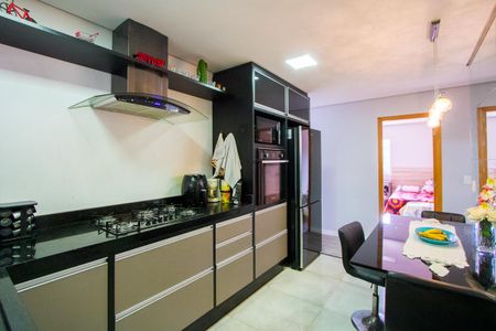 Apartamento à venda com 72m², 3 quartos e 2 vagasCozinha