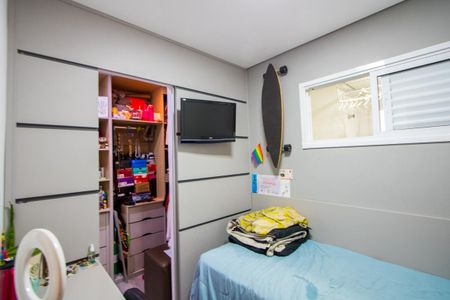 Apartamento à venda com 72m², 3 quartos e 2 vagasQuarto 3