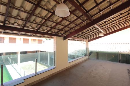 Casa para alugar com 640m², 4 quartos e 4 vagasÁrea comum - Salão de festas