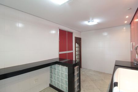 Casa para alugar com 640m², 4 quartos e 4 vagasCozinha