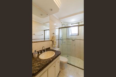 Apartamento à venda com 100m², 3 quartos e 2 vagas Apartamento à venda com 100m², 3 quartos e 2 vagasBanheiro Social