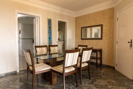 Apartamento à venda com 100m², 3 quartos e 2 vagas Apartamento à venda com 100m², 3 quartos e 2 vagasSala