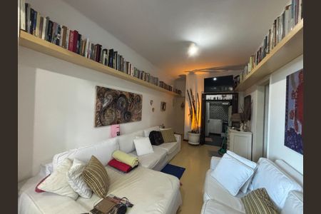 Apartamento à venda com 70m², 2 quartos e sem vagaSala