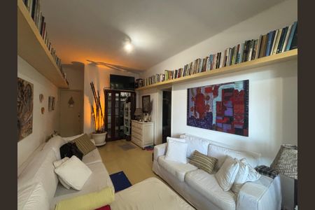 Apartamento à venda com 70m², 2 quartos e sem vagaSala