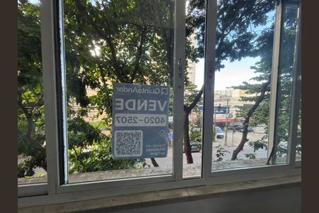 Apartamento à venda com 70m², 2 quartos e sem vagaPlaca