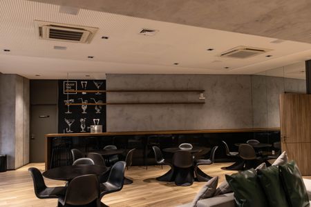 Apartamento para alugar com 69m², 2 quartos e 1 vagaÁrea comum - Salão de festas