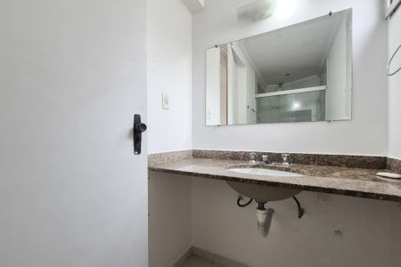 Apartamento para alugar com 39m², 1 quarto e sem vagaBanheiro da Suíte