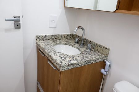 Apartamento à venda com 62m², 2 quartos e 2 vagas Apartamento à venda com 62m², 2 quartos e 2 vagasBanheiro da Suíte 2