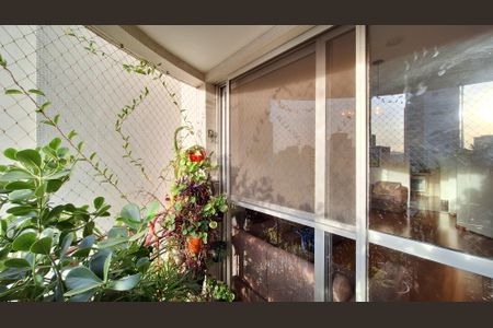 Apartamento à venda com 105m², 3 quartos e 2 vagasVaranda da Sala