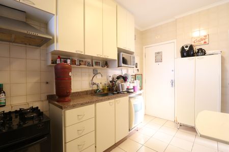 Apartamento à venda com 105m², 3 quartos e 2 vagasCozinha