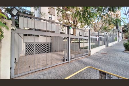 Apartamento à venda com 105m², 3 quartos e 2 vagasFachada