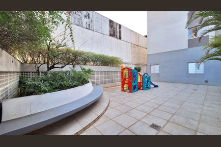 Apartamento à venda com 105m², 3 quartos e 2 vagasÁrea comum - Playground