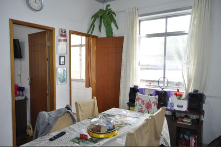 Apartamento à venda com 45m², 2 quartos e sem vagaSala