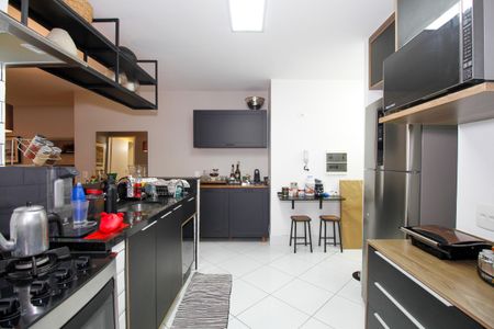Apartamento à venda com 96m², 2 quartos e 1 vagaCozinha