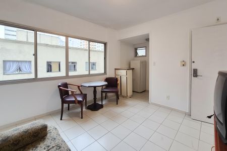 Apartamento para alugar com 39m², 1 quarto e 1 vagaSala