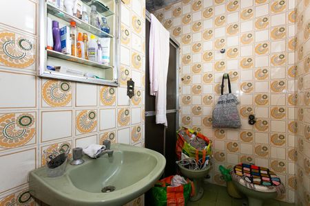 Casa à venda com 194m², 3 quartos e 3 vagasBanheiro da Suíte