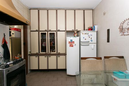 Casa à venda com 194m², 3 quartos e 3 vagasCozinha