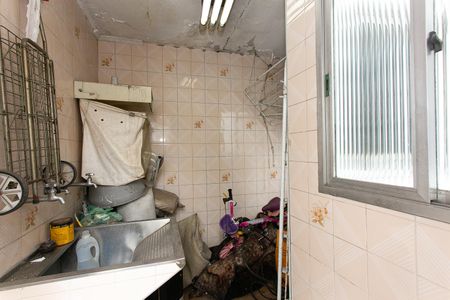 Casa à venda com 194m², 3 quartos e 3 vagasÁrea de Serviço