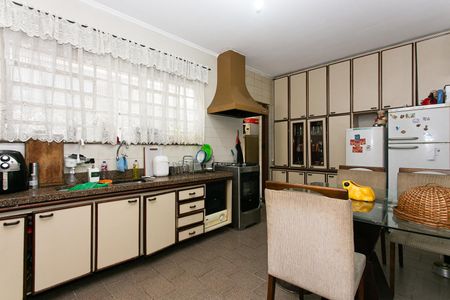 Casa à venda com 194m², 3 quartos e 3 vagasCozinha