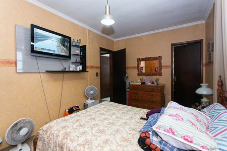 Casa à venda com 194m², 3 quartos e 3 vagasSuíte