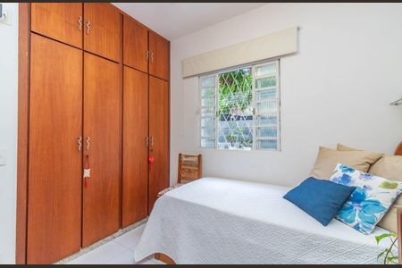 Apartamento à venda com 169m², 3 quartos e 1 vagaQuarto 1