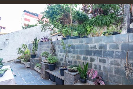 Apartamento à venda com 169m², 3 quartos e 1 vagaÁrea de Serviço