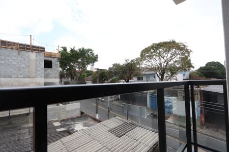 Casa de condomínio à venda com 84m², 2 quartos e 1 vagaVaranda do Quarto 1