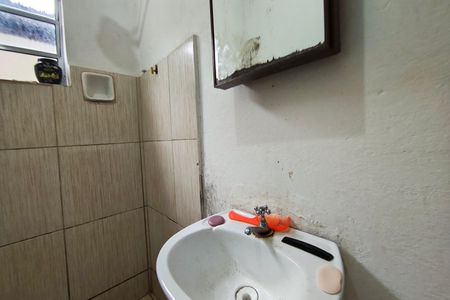 Casa à venda com 160m², 4 quartos e sem vagaCasa 2- Banheiro