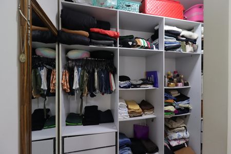 Apartamento à venda com 240m², 3 quartos e 4 vagasSuíte Master - Closet