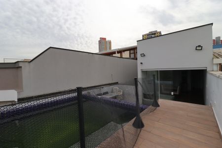 Apartamento à venda com 240m², 3 quartos e 4 vagasCobertura - Piscina