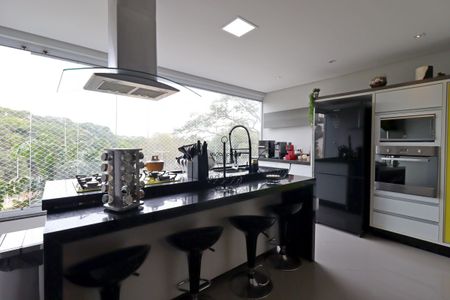 Apartamento à venda com 240m², 3 quartos e 4 vagasCozinha