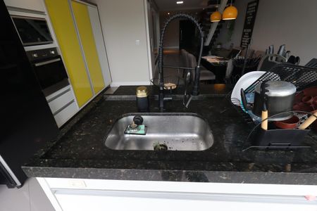 Apartamento à venda com 240m², 3 quartos e 4 vagasCozinha