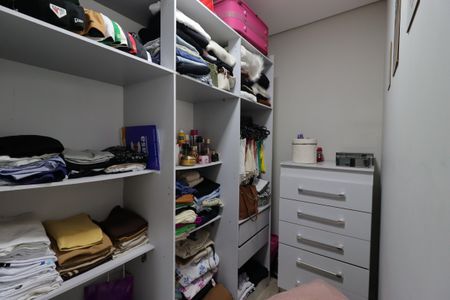 Apartamento à venda com 240m², 3 quartos e 4 vagasSuíte Master - Closet